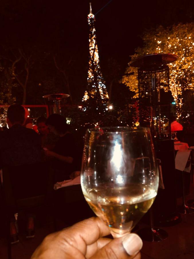Au Pied De La Tour Eiffel Trocadéro Appartamento *